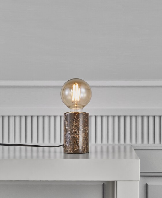 Stolní lampa Nordlux Siv z mramoru s jedinečným vzorem a strukturou ve třech barevných provedeních