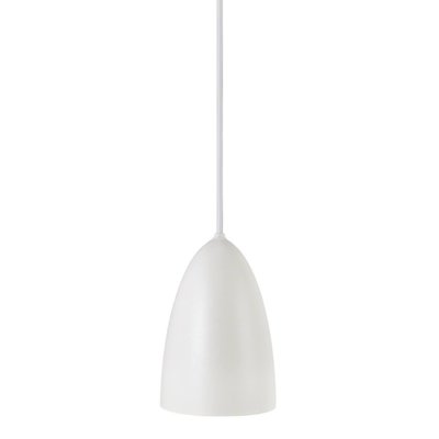 Nordlux Nexus je vzrušující série svítidel ztělesňující severský design. Elegantní lampa s retro detaily.