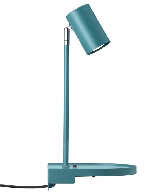 Nástěnná lampička Nordlux Cody s poličkou, na kterou si můžete odkládat drobnosti, nebo i telefon, který si zároveň snadno dobijete díky USB vstupu. Dostupná ve třech barvách - zelené, černé a bílé