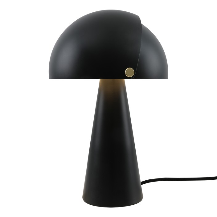 Originální stolní svítidlo Align od Nordluxu v matném sametovém provedení s detaily z broušené mosazi. Stínítko lampy je složeno z vnitřního statického a vnějšího pohyblivého, které si můžete uzpůsobit podle Vašich potřeb. Vybrat si můžete jednu ze tří ba (černá)