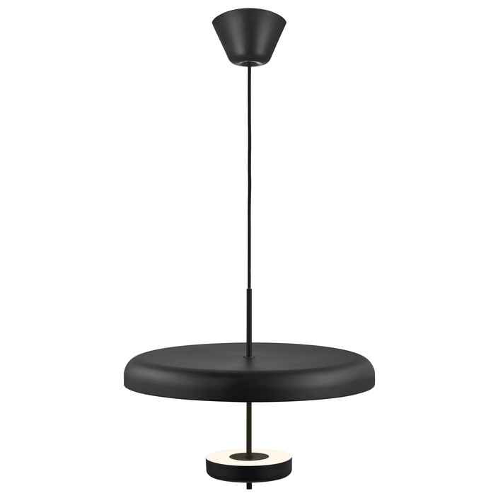 Závěsné světlo Mobile od Nordluxu je jedinečný lustr v lehkém elegantním designu. Ideální nad jídelní stůl. Opálová stínítka podporují rozptýlené jemné světlo, stínítka je pak možné oddálit či přiblížit pro usměrnění záření. Možnost vybrat z černé či bílé (černá)