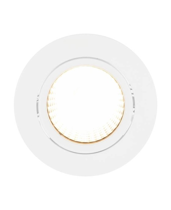 Sada vestavných svítidel Dorado od Nordlux vyzařuje teple bílé světlo, takže je vhodná například do kuchyně, kde potřebujete dobré osvětlení.